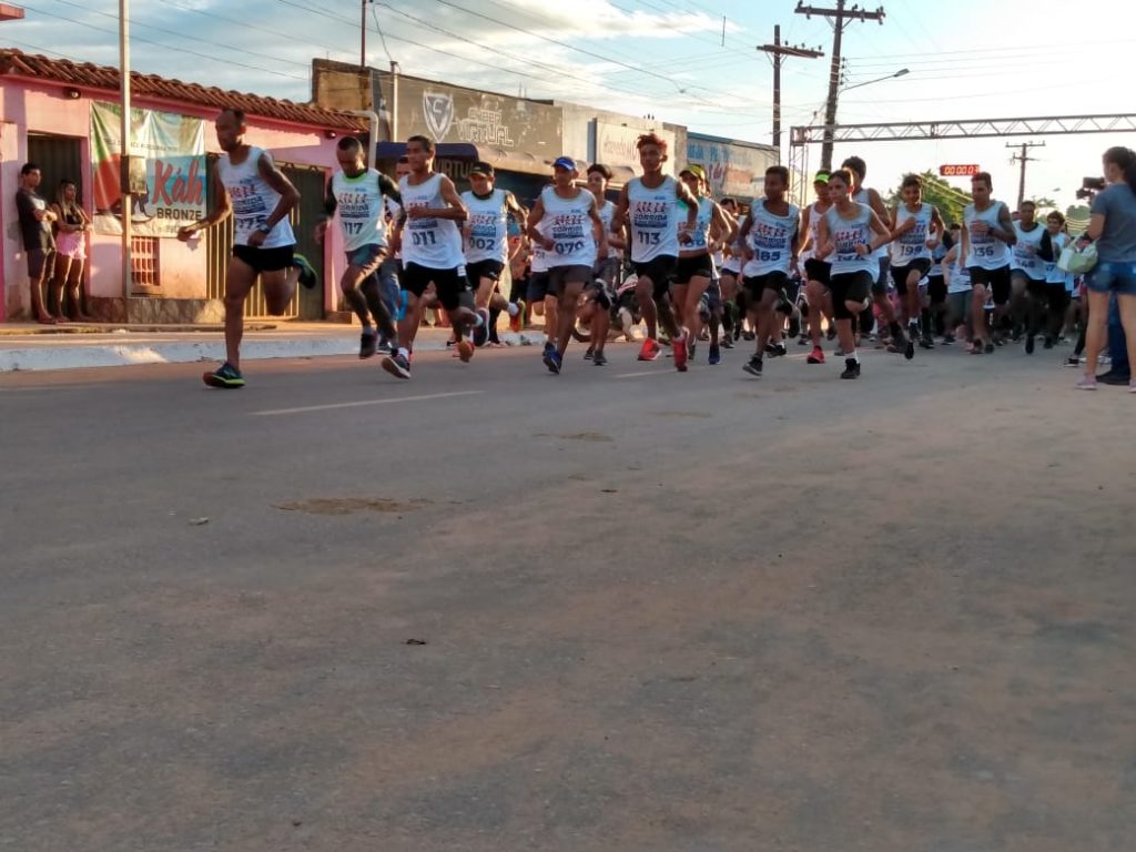 Programa ‘Vida Saudável’, corrida e caminhada pelas ruas asfaltadas – Nova República